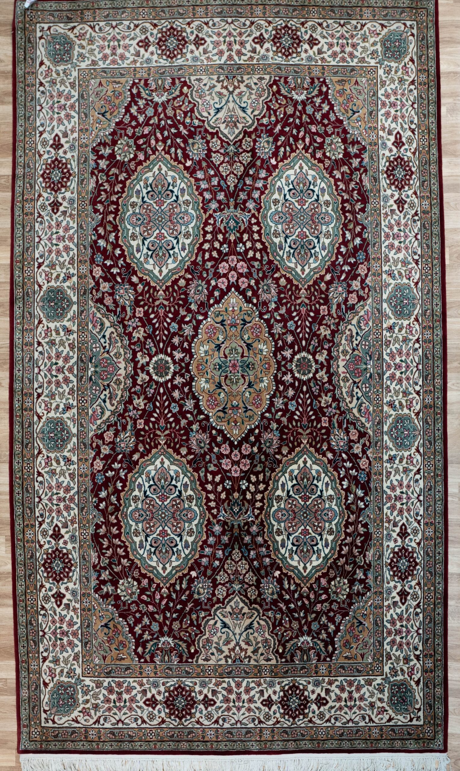 Tabriz Wool Silk Rug 6’x9′