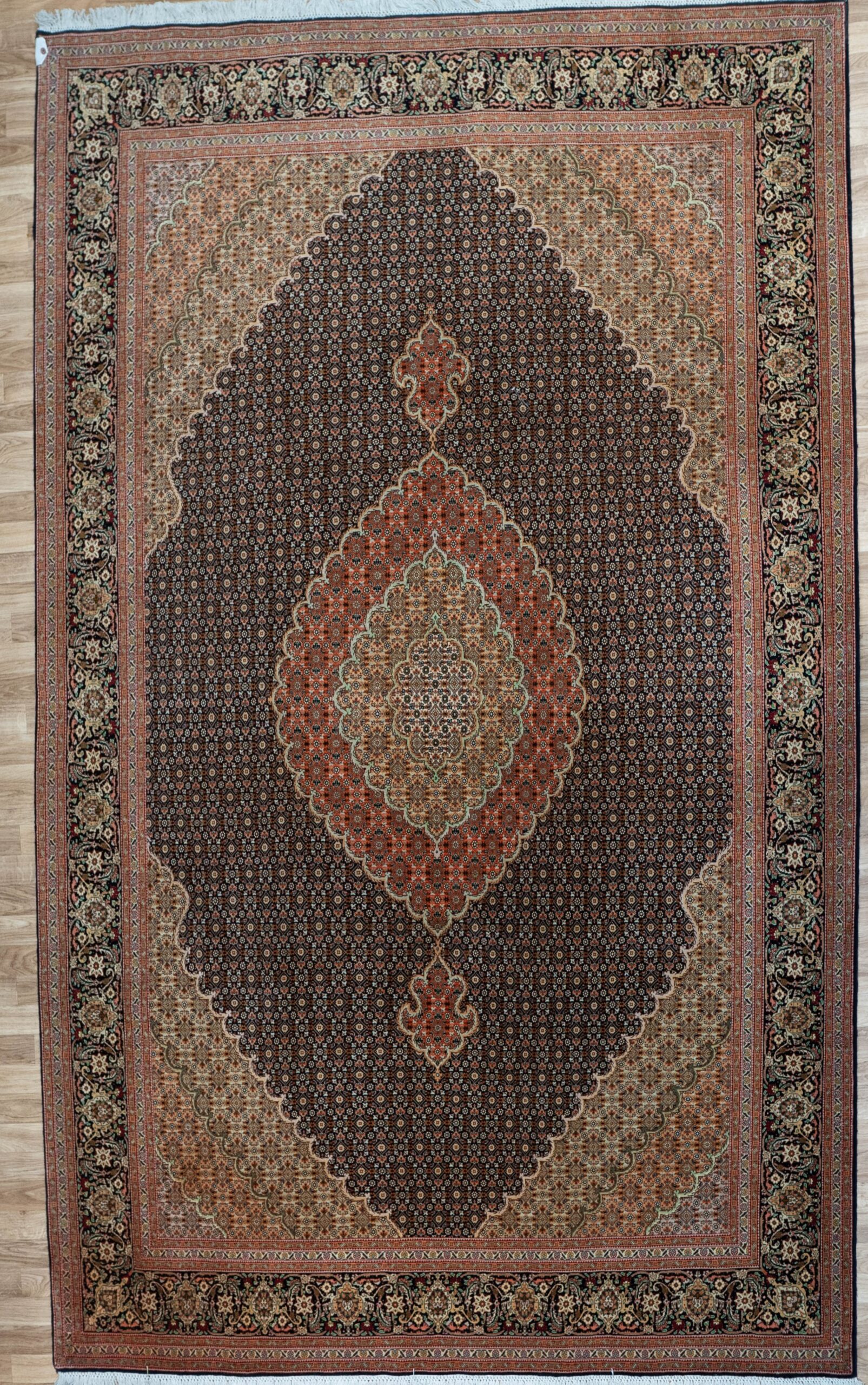 Tabriz Wool Silk Rug 6.9’x9.9′