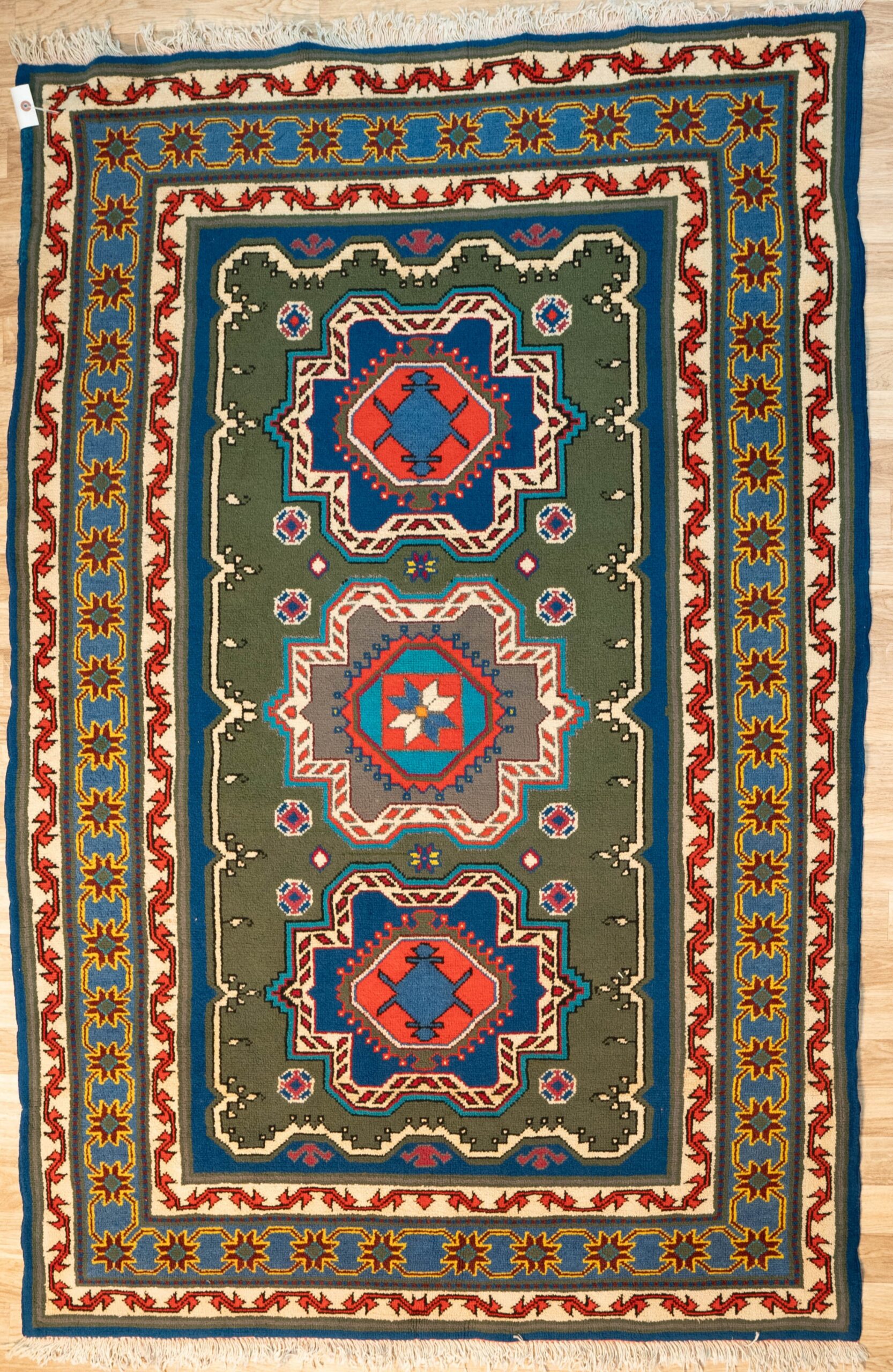 Turkmen Wool Rug 4’x6′