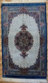 Qum Design Silk Rug 4'x6' Main View