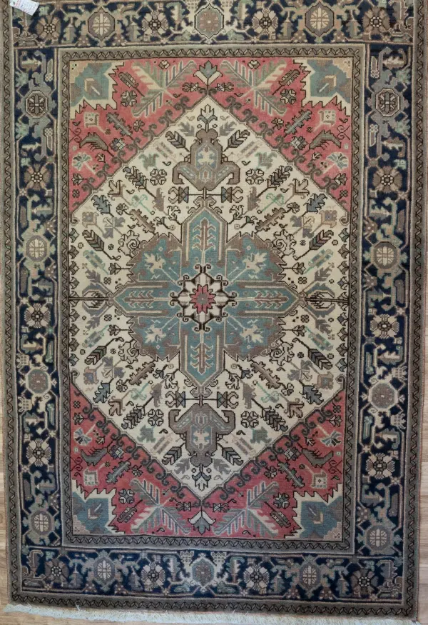 Heriz wool Pile Rug 4.9'x6.7'