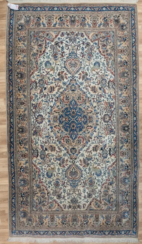 Nain Rug 4.4'x7.2'