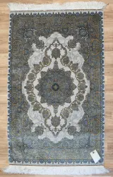 Qum Design Silk Rug 2.7'x4' Main View