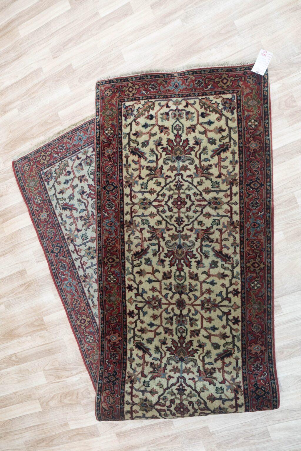 Heriz Wool Runner 2.6'x10' View 4