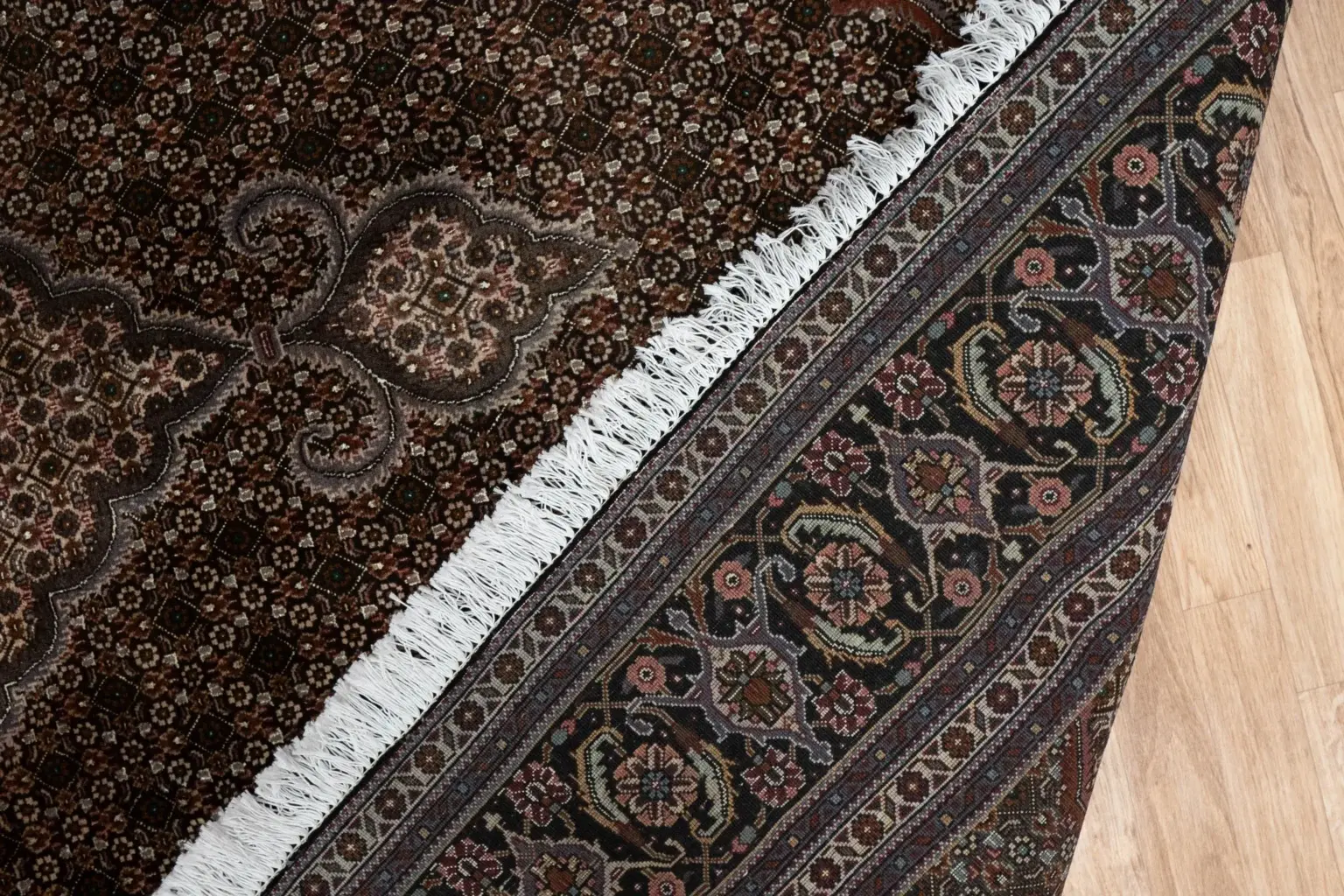 Tabriz Wool Rug 6.8 x 9.8 View 4