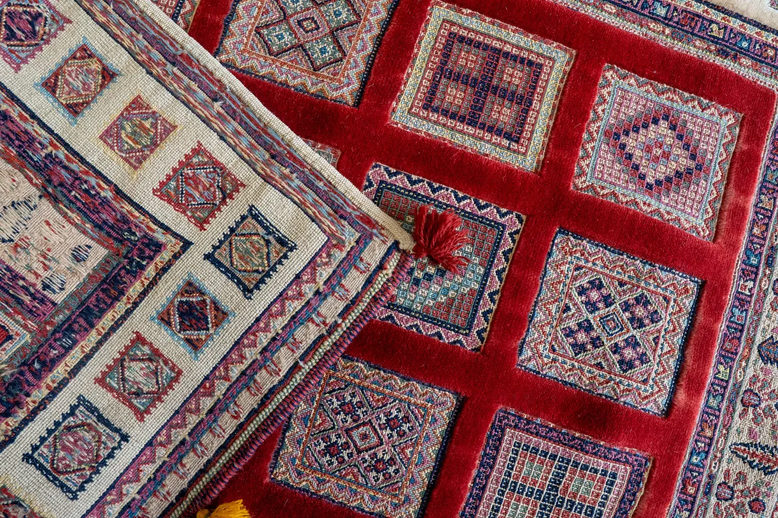 Kilim Rug AP-3921 – Genuine Hand-Woven Wool Oriental Rug View 5
