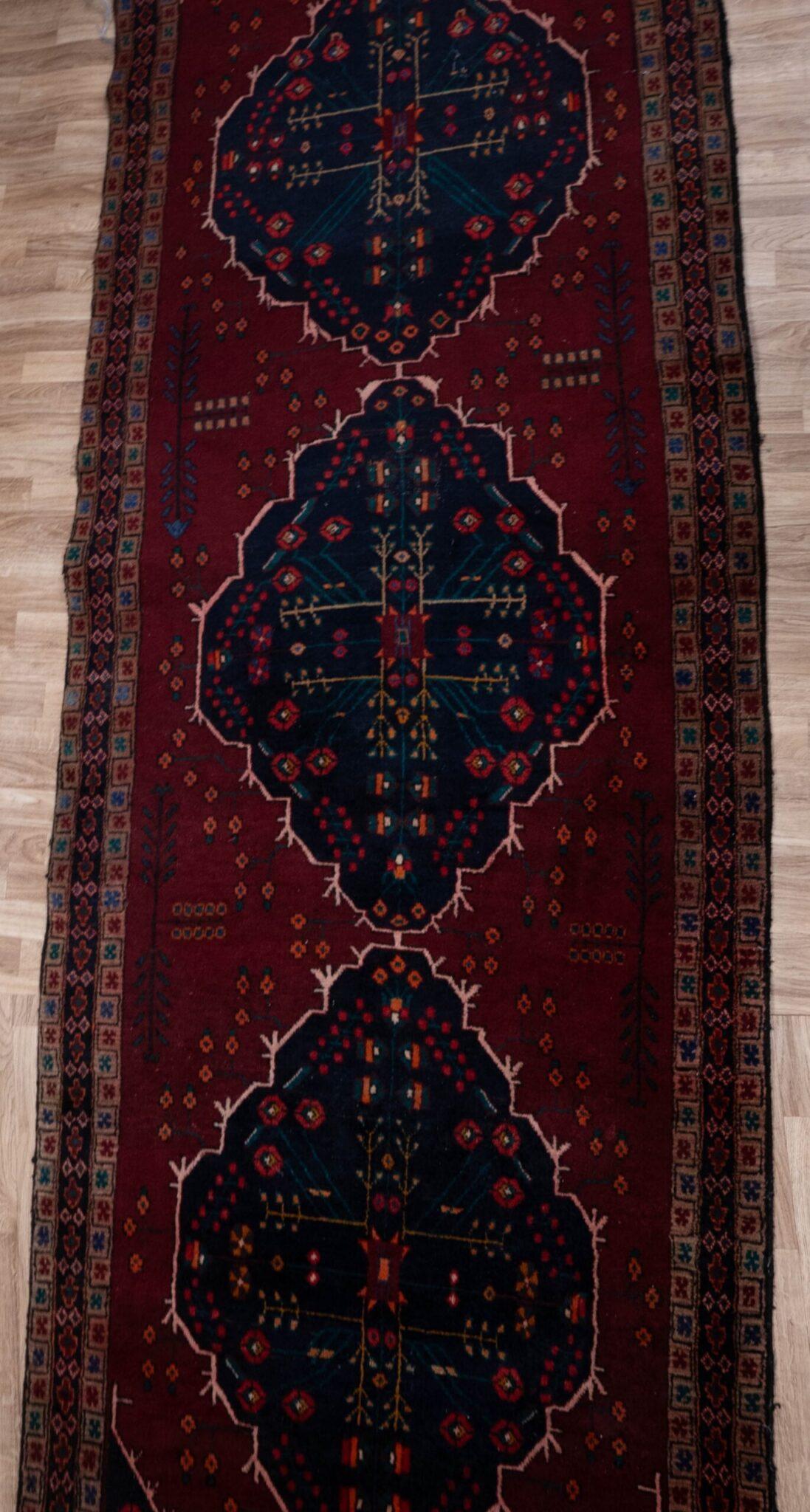 Isfahan Wool Rug13.0x3.8 View 1