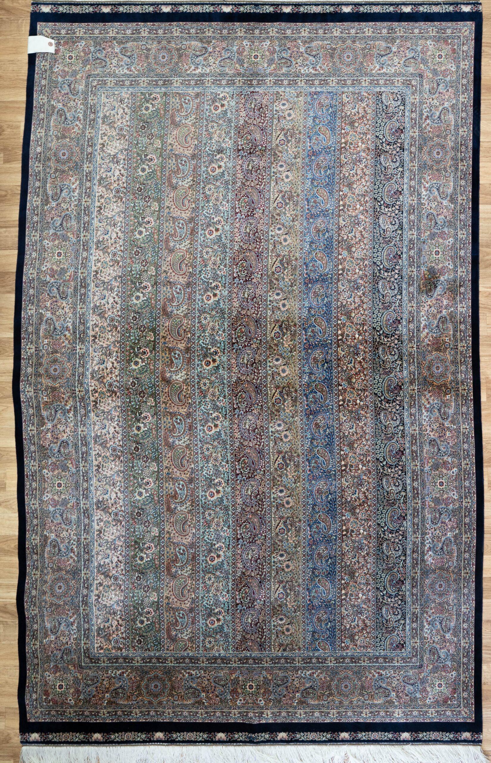 Qum Design Silk Rug 5'x7.7' View 1