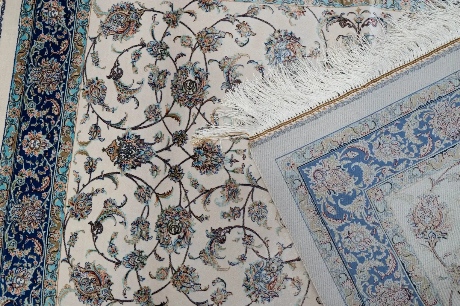 Qum Design Silk Rug 4.2' × 4.1' View 4