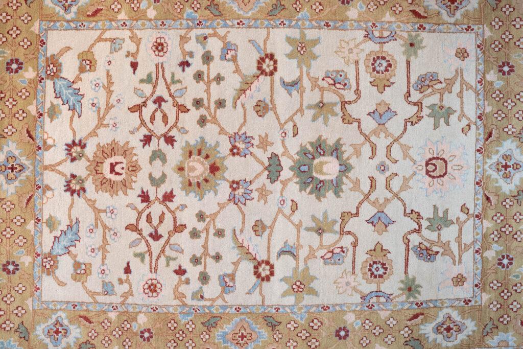 Chobi Wool Rug 4'x6' View 1