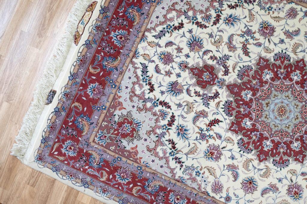 Tabriz Wool Silk Rug 5'x7' View 3