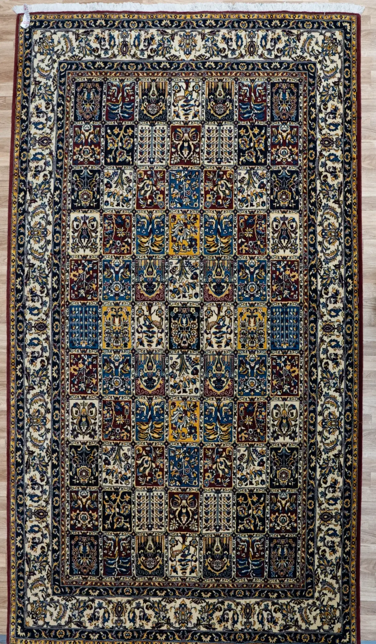 Bakhtiari Wool Rug 6.6x9.6' View 2
