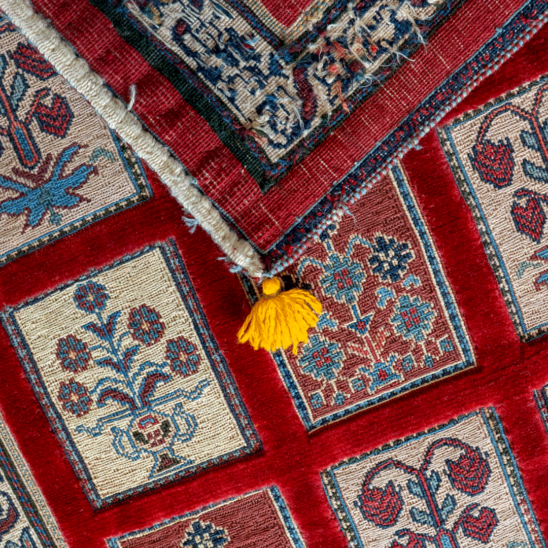 Kilim Rug 3913 – Genuine Hand-Woven Wool Oriental Rug View 3