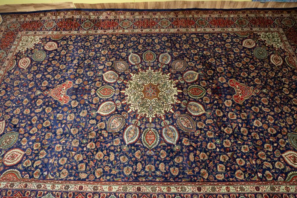 Tabriz Kurk Wool Rug 10.0x15.0 View 3