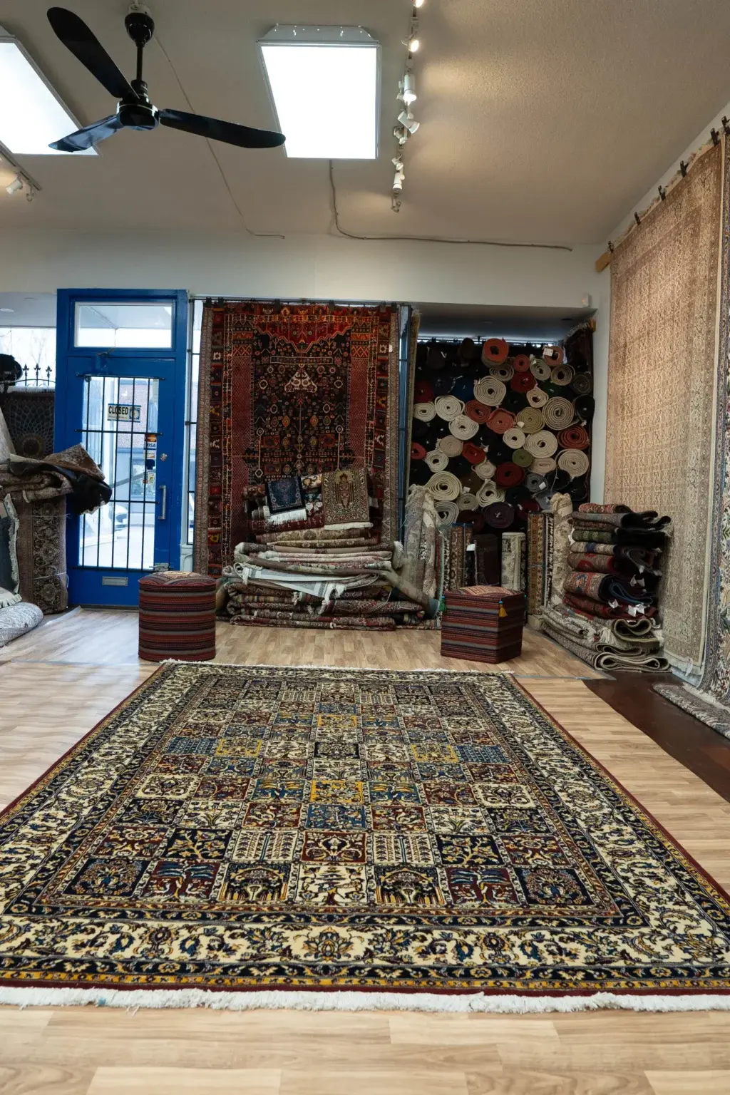 Bakhtiari Wool Rug 6.6x9.6' View 4