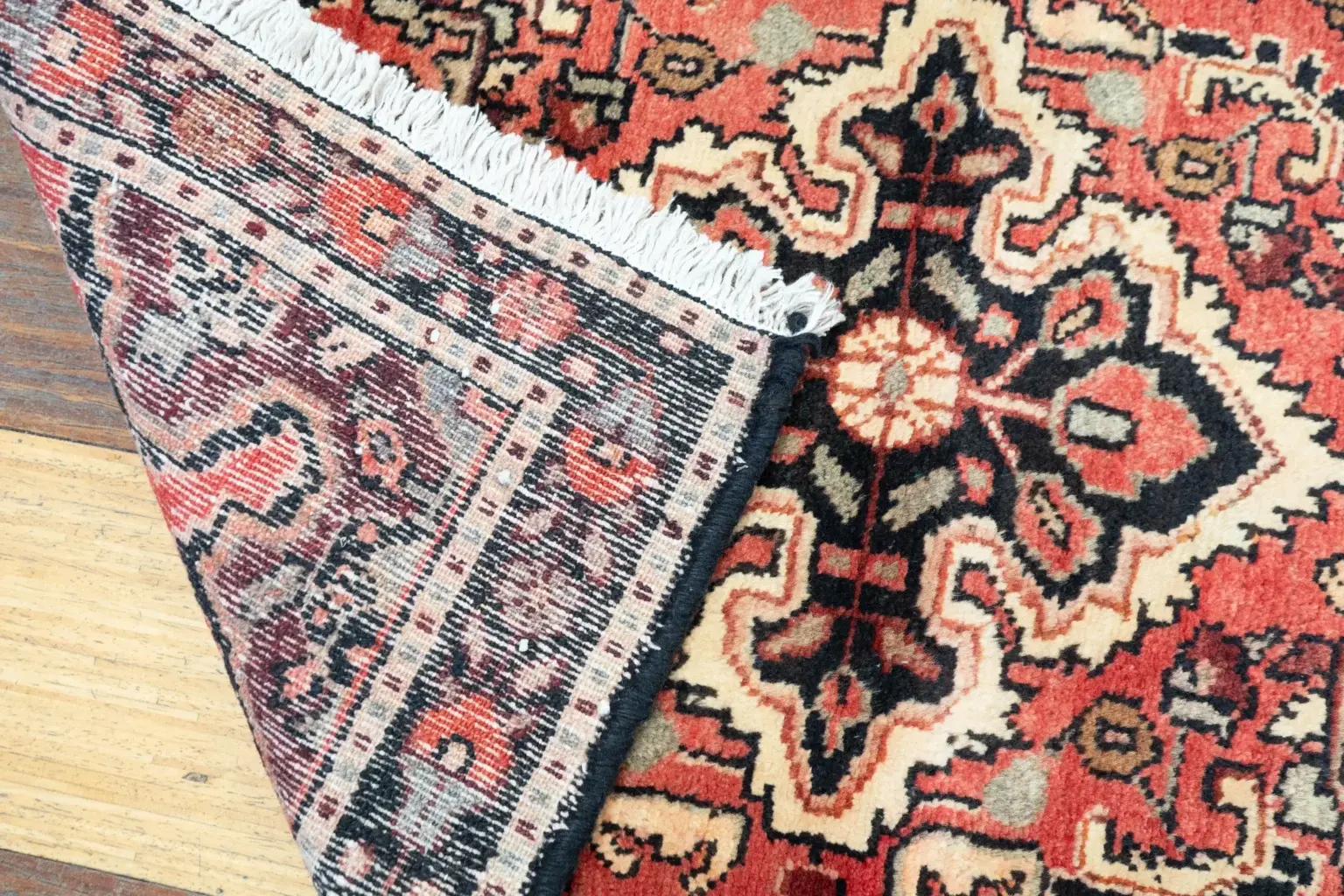 Hamdan Rug 2.2 × 3.4 View 4