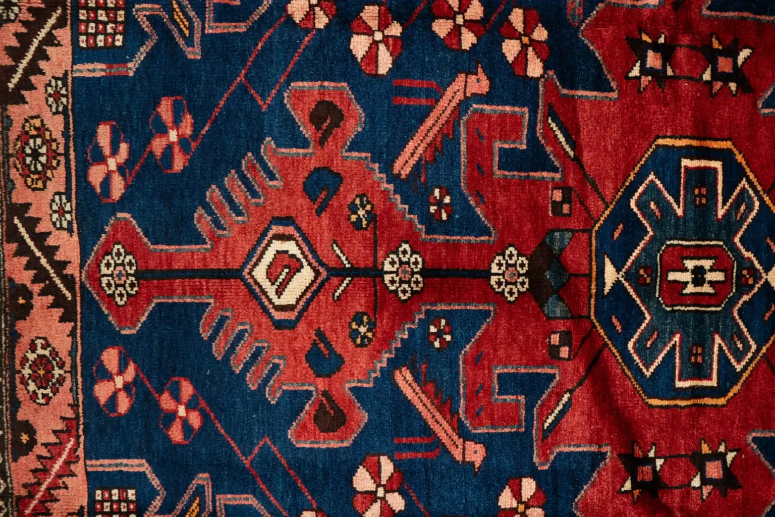 Nahavand 5.5 × 7.8 View 2