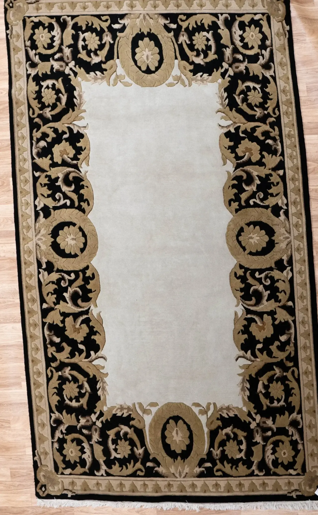 Tibet Wool Silk Rug 8 x 5'