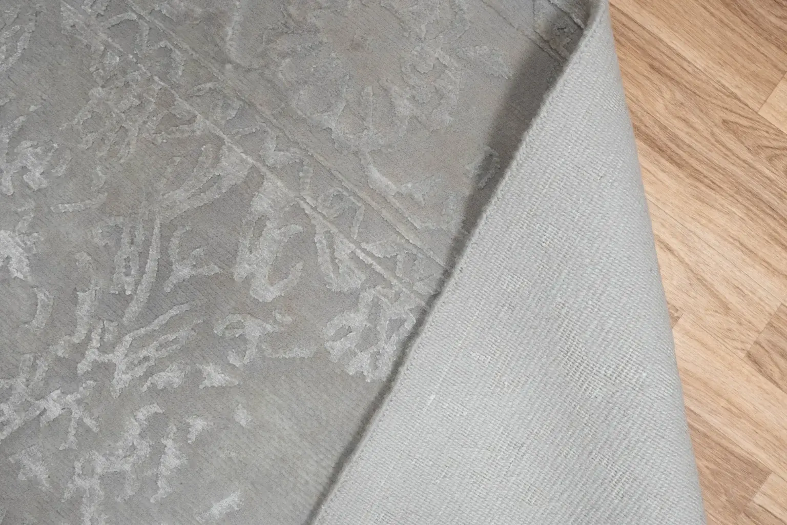 Tibet Wool Rug 6 x 8' View 1