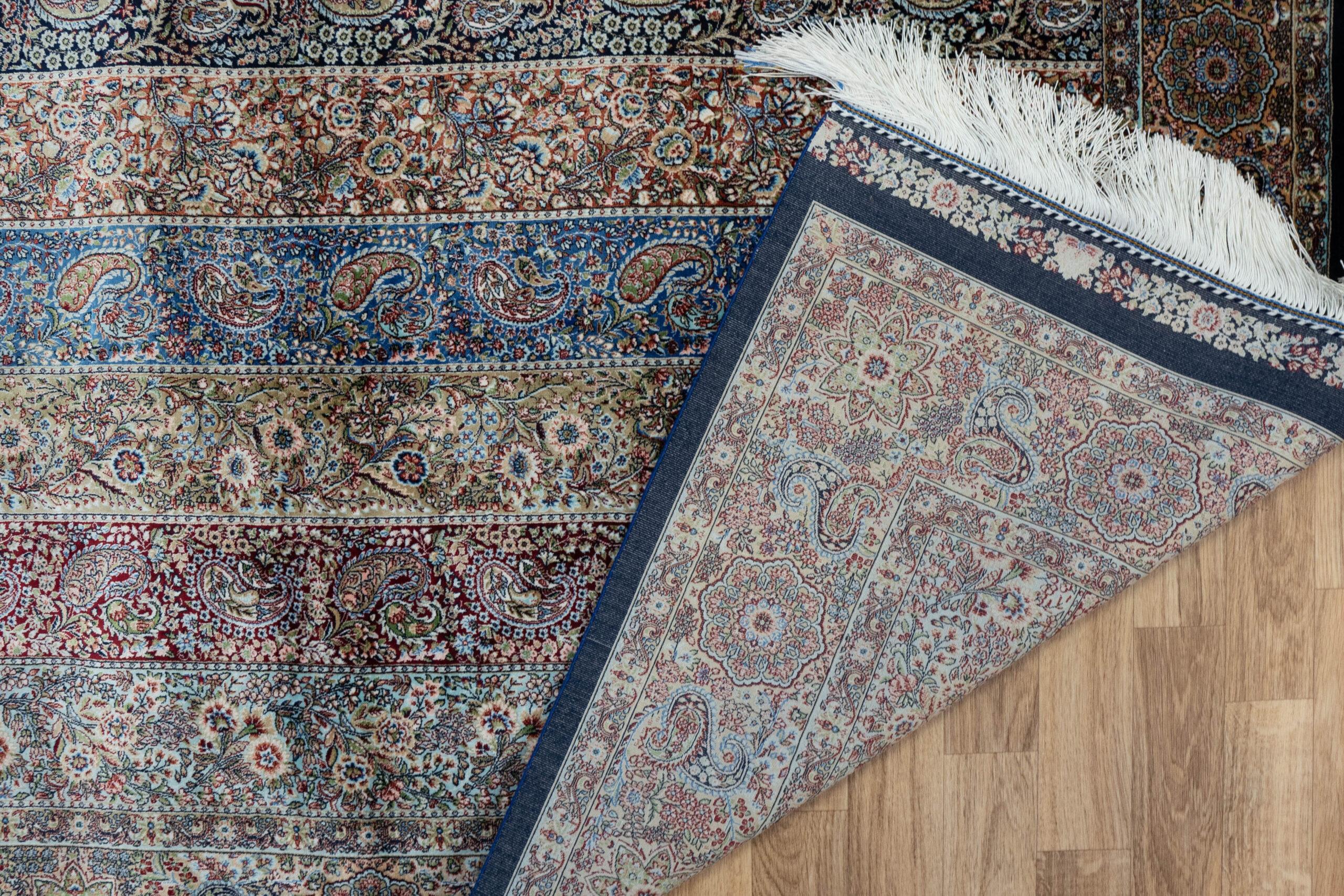 Qum Design Silk Rug 3.2'x4.9' View 5