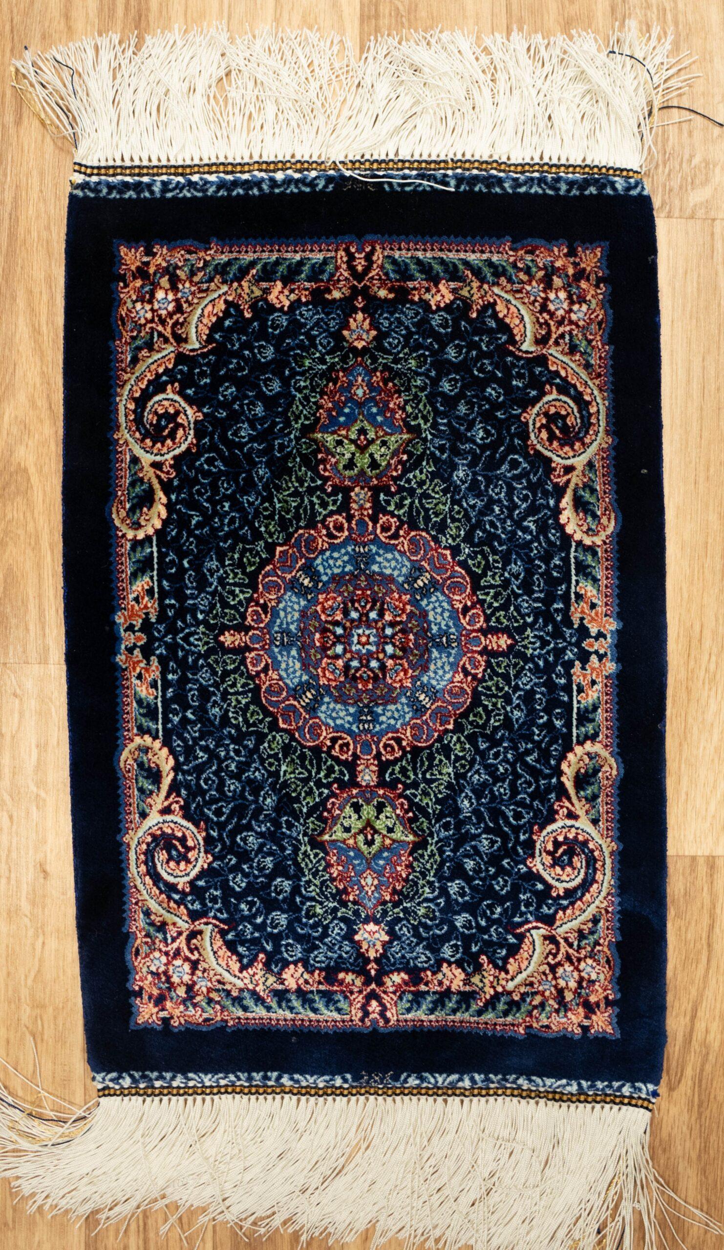 Qum Pure Wool Rug 1.4x0.10 View 1
