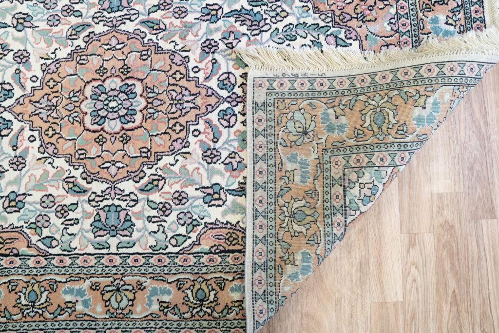 Kashmir Rug 3'x5' View 4