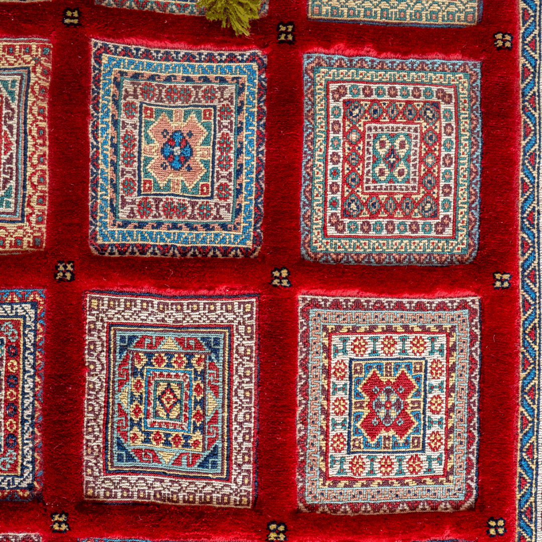 Kilim Rug 3920 – Genuine Hand-Woven Wool Oriental Rug View 4
