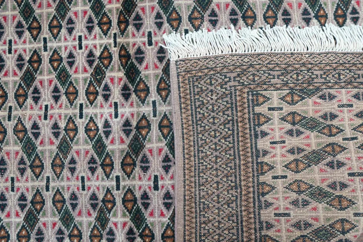 Turkmen Rug 2.10’x4.10′ View 3