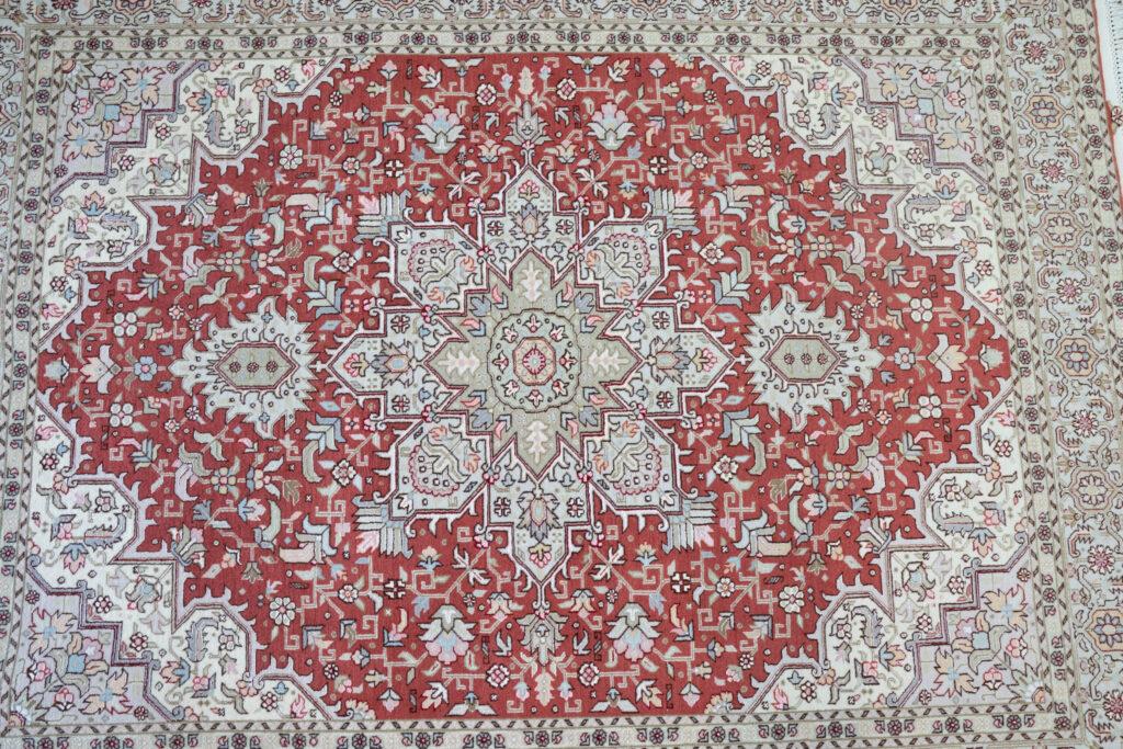 Tabriz Wool Silk Rug 5'x7' View 2