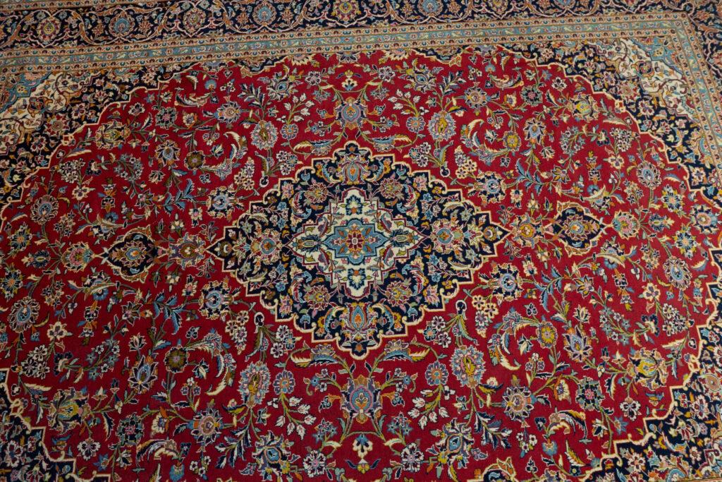 Kashan wool Silk Rug 9.9'x12.8' View 3