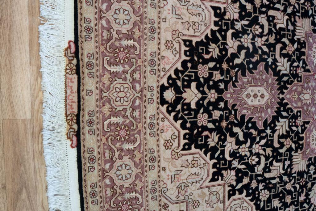 Tabriz Wool Silk Rug 5'x7' View 4