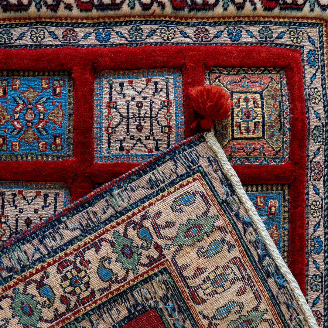 Kilim Rug 3910 – Genuine Hand-Woven Wool Oriental Rug View 2