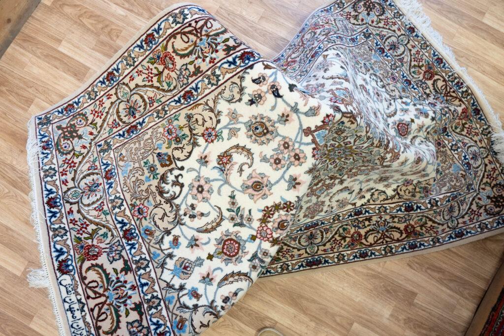 Isfahan Wool Silk Rug 3.8'x5.4' View 5
