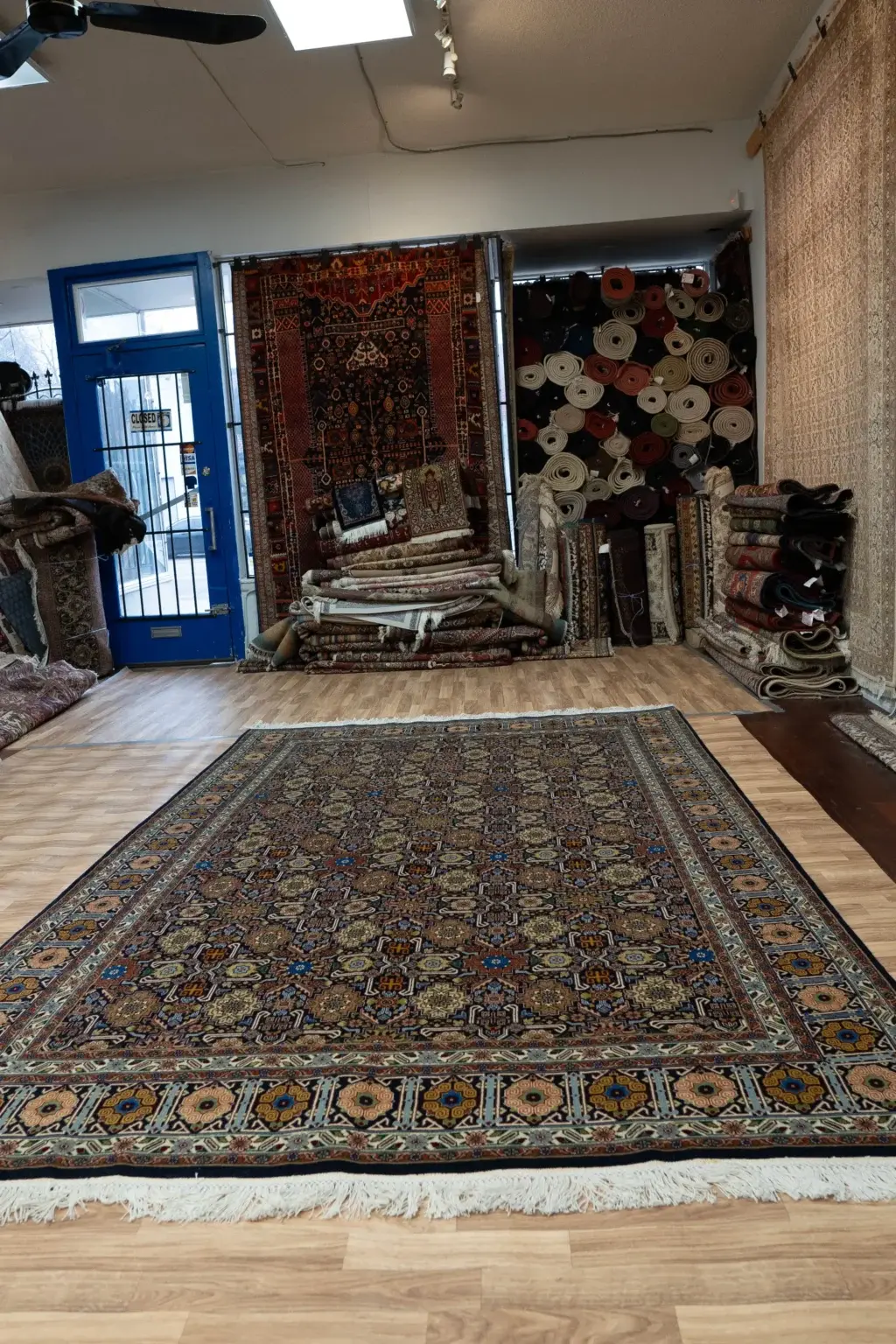 Tabriz Wool Rug 6.8 x 9.8' View 3