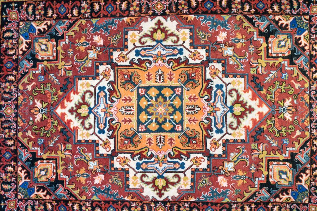 Heriz Wool Rug 3.5'x5.5' View 3