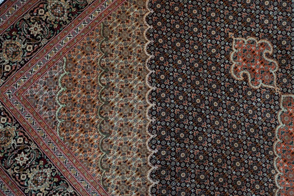 Tabriz Wool Silk Rug 6.9'x9.9' View 7