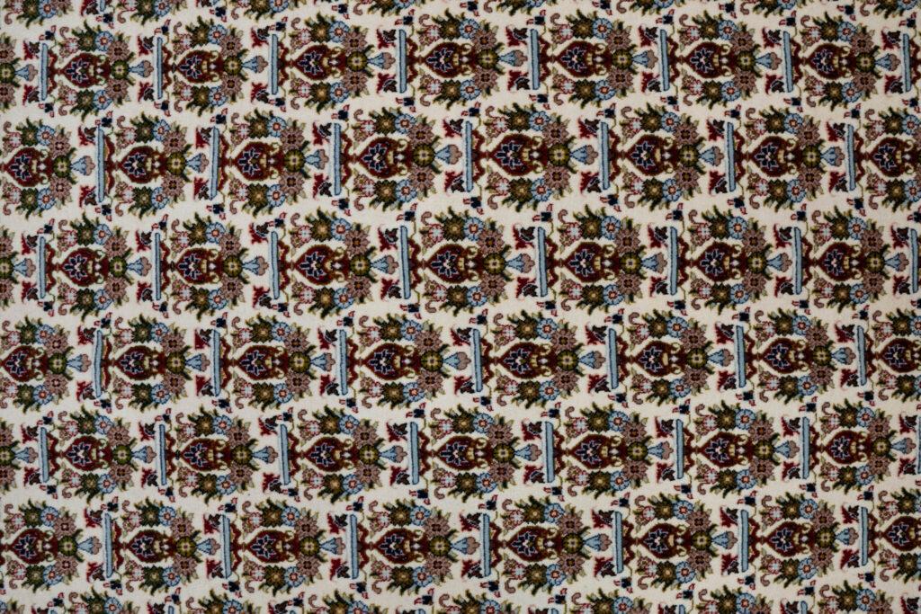 Moud Wool Rug 7'x10' View 2