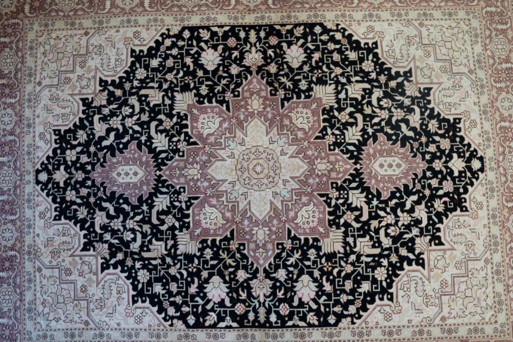 Tabriz Wool Silk Rug 5'x7' View 2