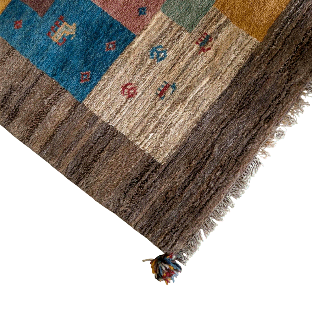 Gabbeh Rug 3924 – Genuine Hand-Woven Wool Oriental Rug View 3
