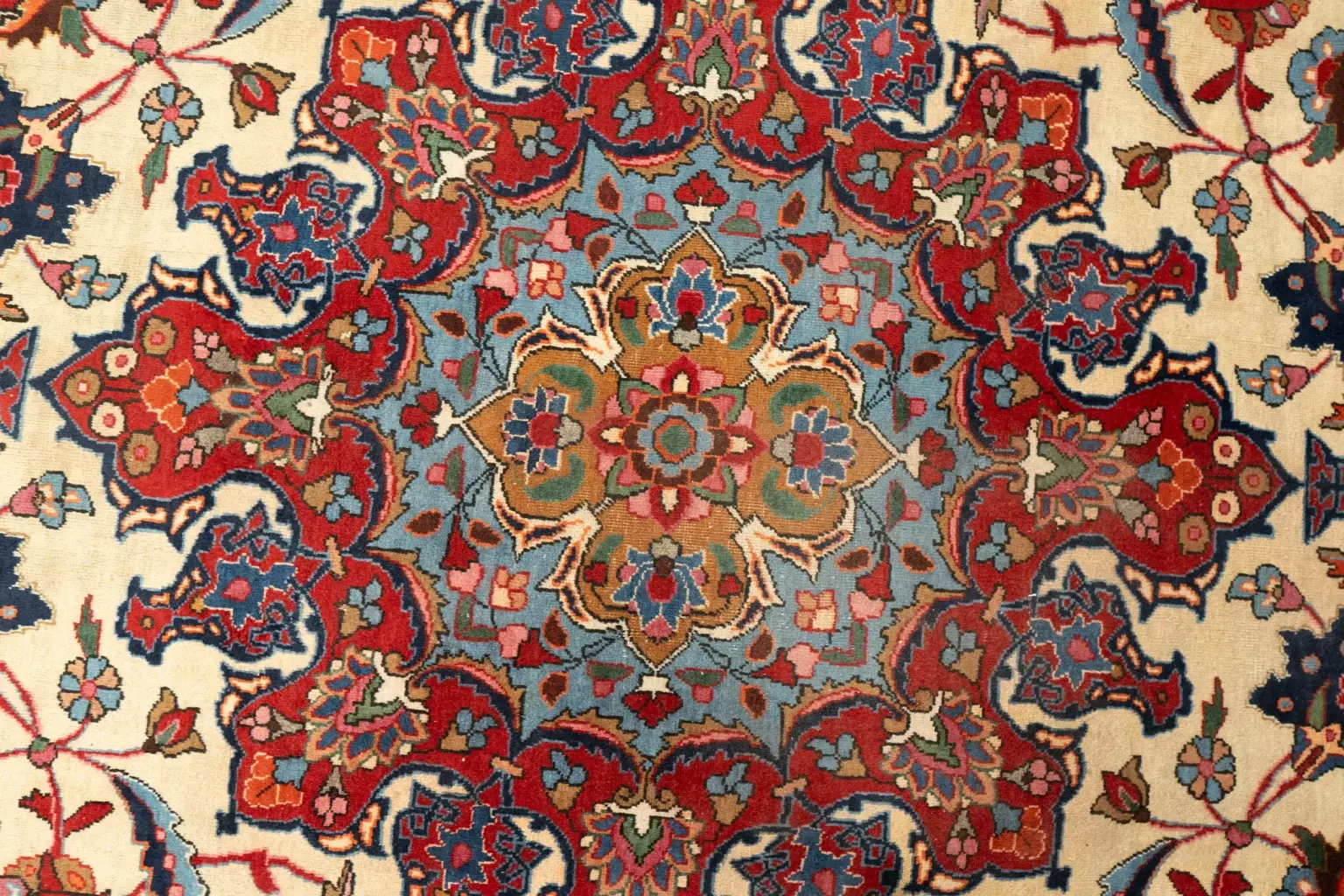 Najafabad Wool rug 9.9 x 12.8 View 2
