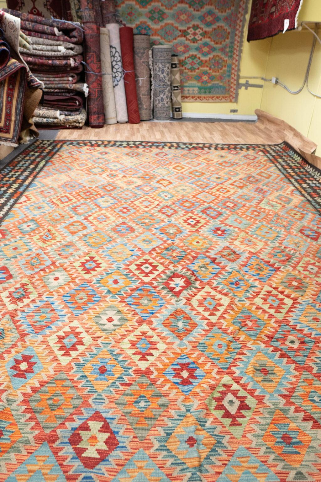 Chobi Wool Rug 10.0x13.0 View 2