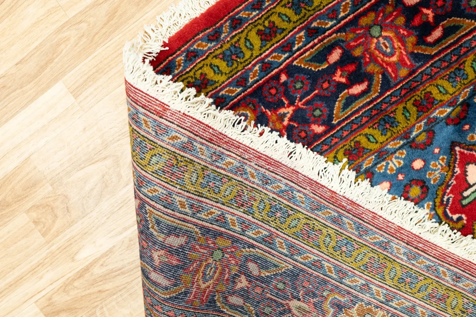 Sarouk Wool Rug Pile 6.8 x 9.8 View 5