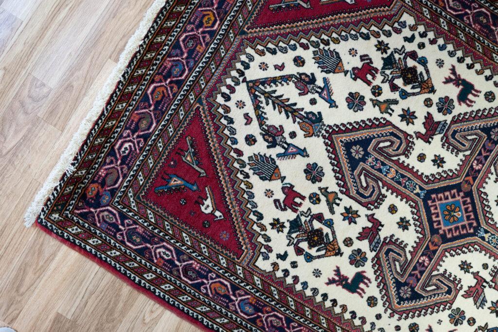 Kashan Wool Rug 3.5'x5.4' View 3