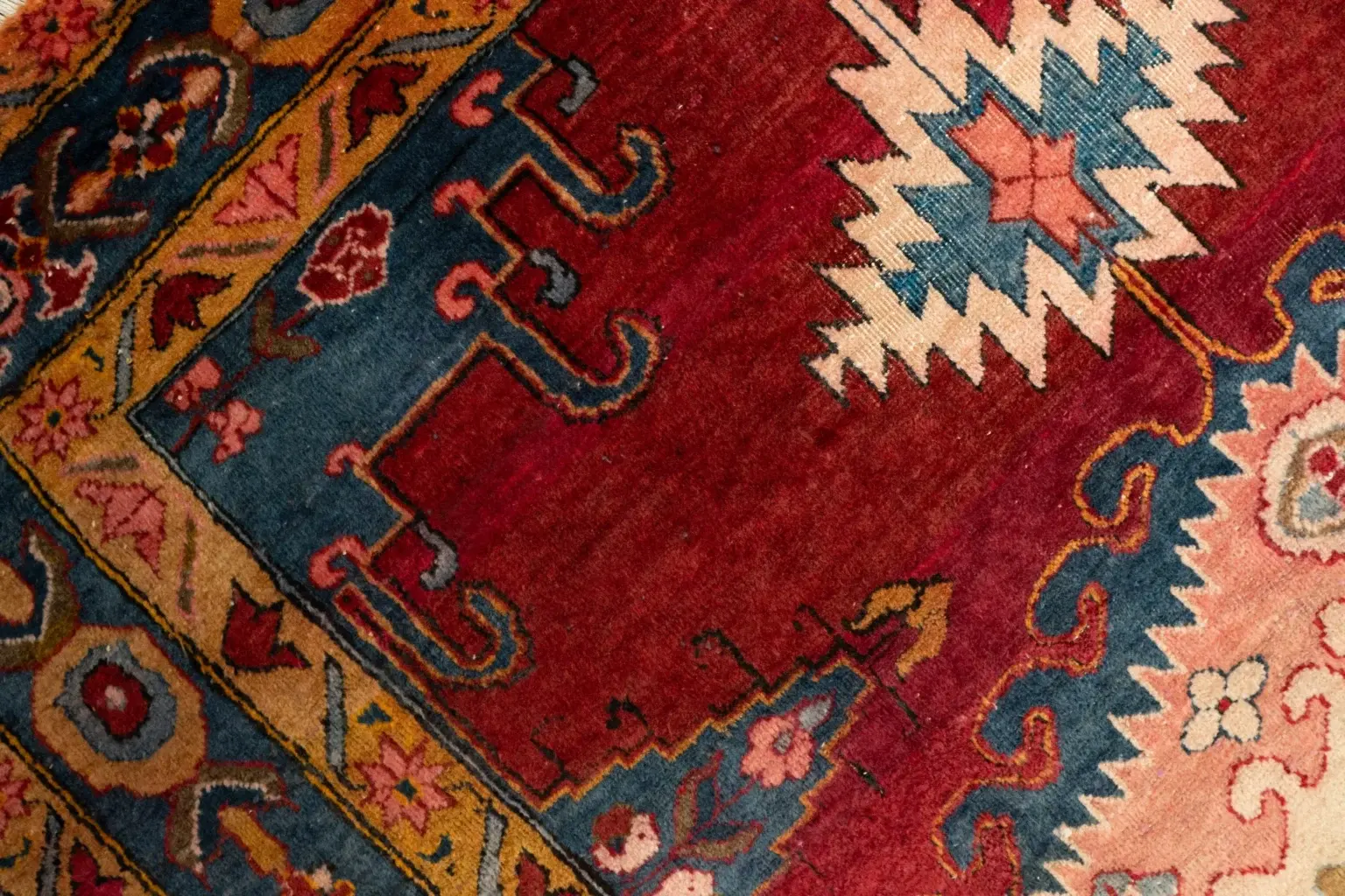 Veece 5.0 × 7.0 View 2