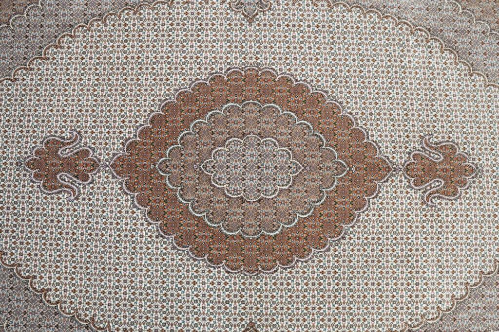 Tabriz Wool Rug 6.10x9.10 View 3