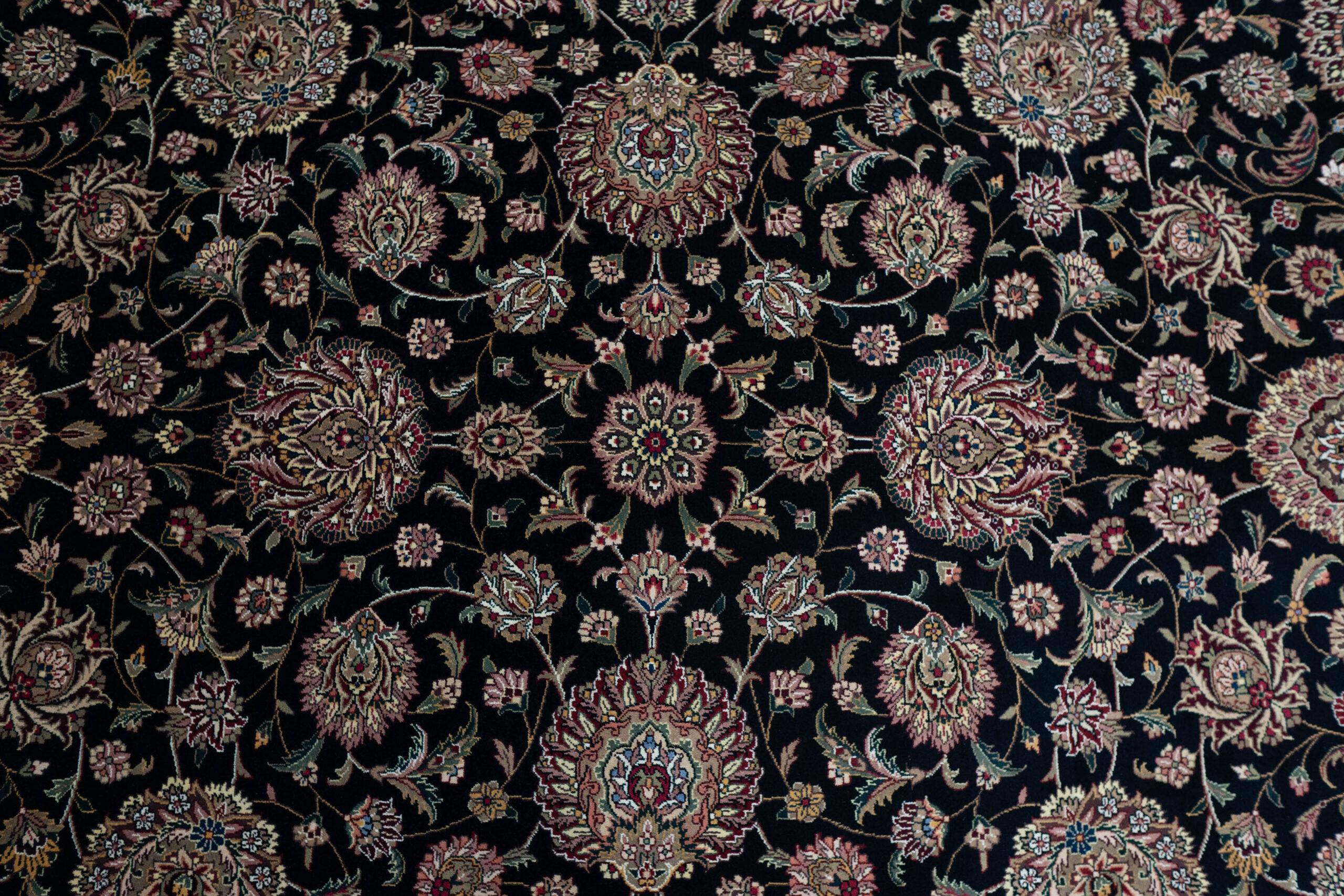 Tabriz Wool Rug 8'x10' View 4