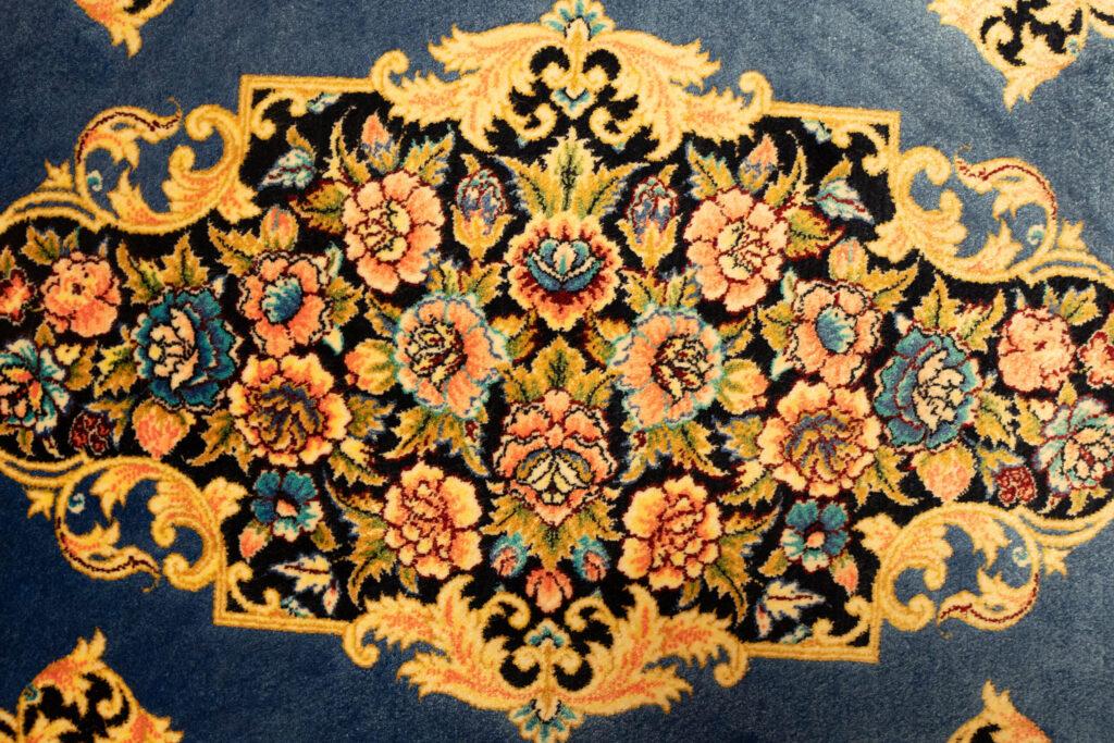 Qum Design Wool Silk Rug 0.11'x1.6' View 2