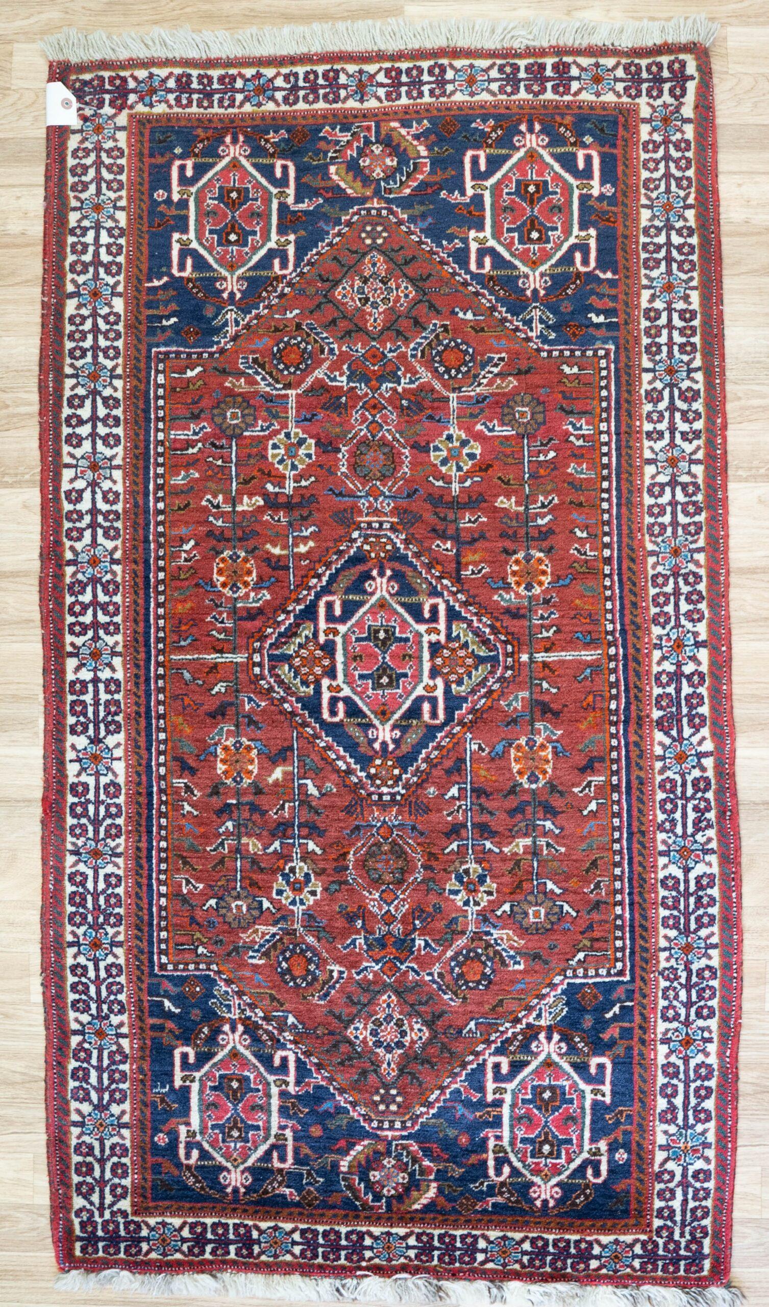 Qashqai Wool Rug 2.4'x5' View 1