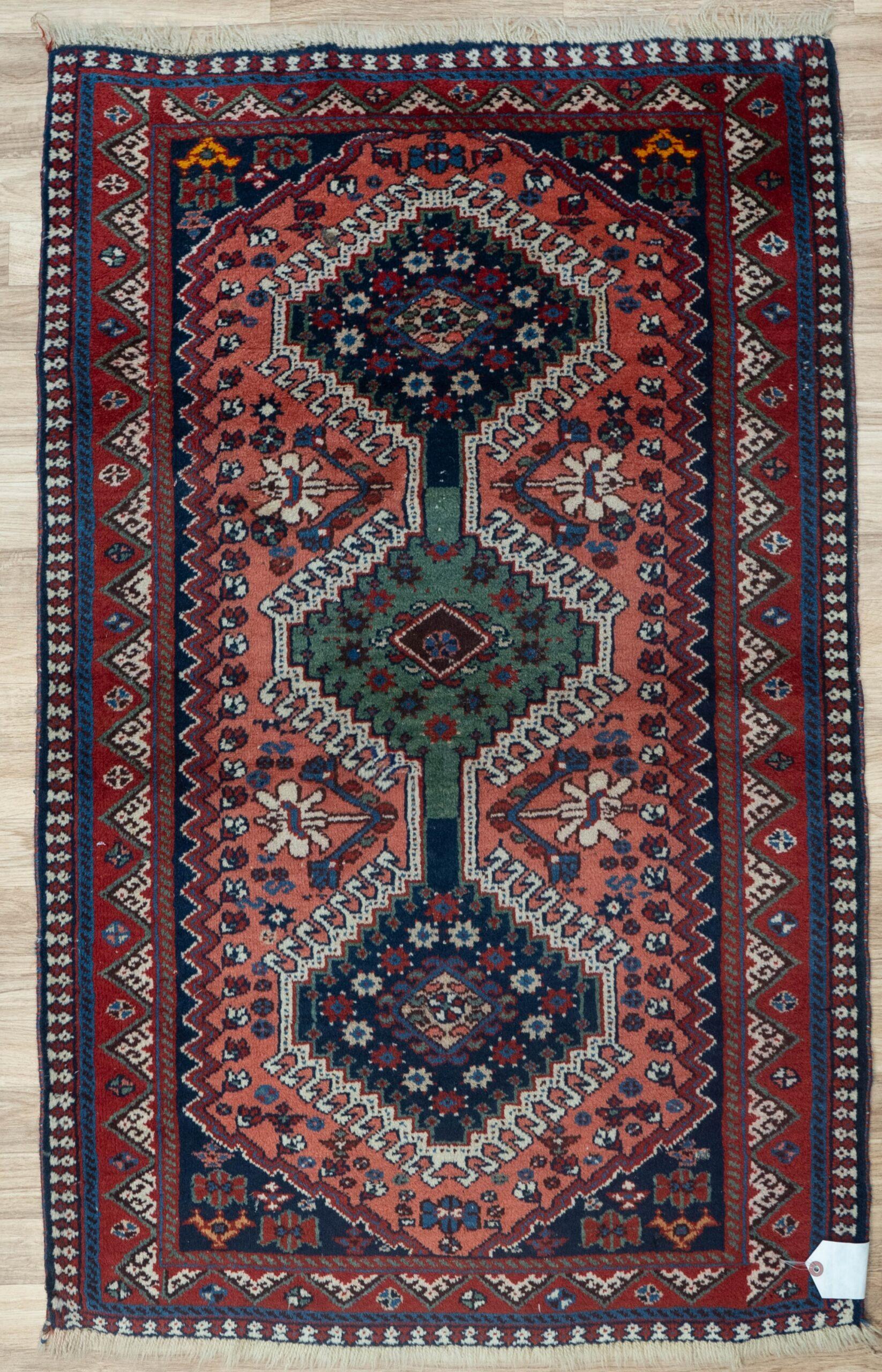 Veramen Wool Rug 2.9x4.2 View 1