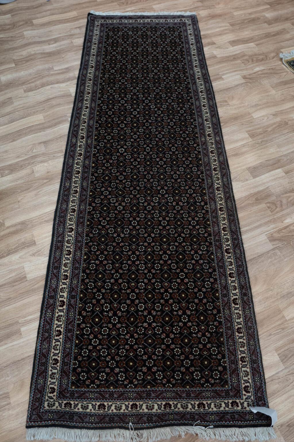Tabriz Runner 2.6'x7.7' View 1